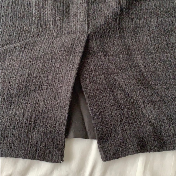 Dressy Black textured knee length skirt - Picture 2 of 3